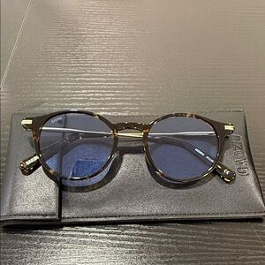 GADZHI Round Tortoiseshell Sunglasses with Blue Lenses